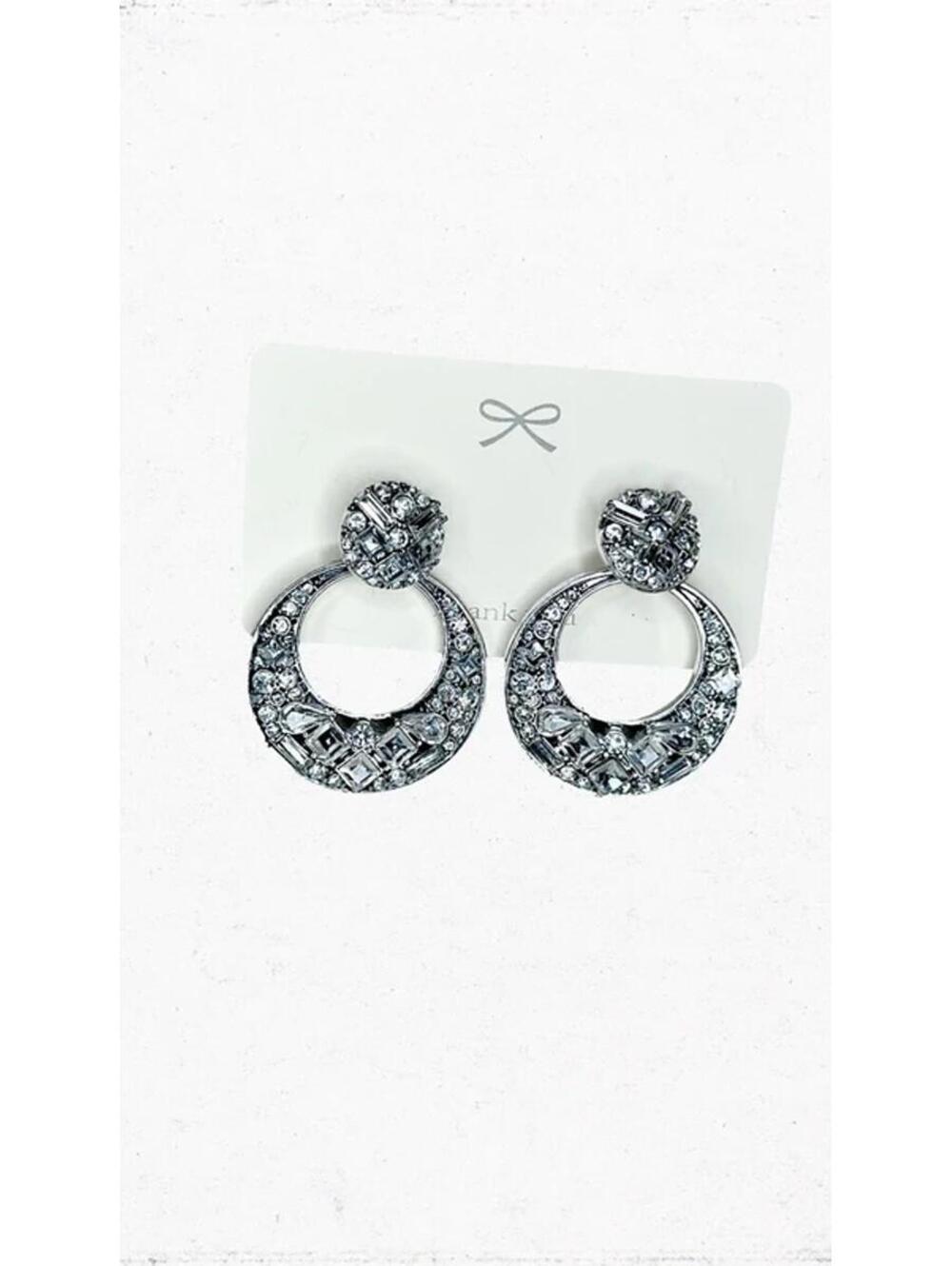 5762gc. Silvertone Glass Earrings Doorknocker